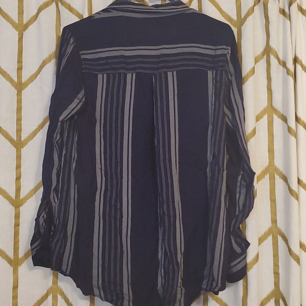 blu pepper Button Down - Picture 3 of 3